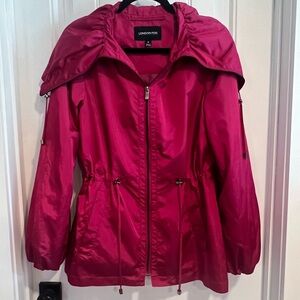 London Fog Women's Raspberry Pink Water Resistant‎ Jacket. Size Medium.
